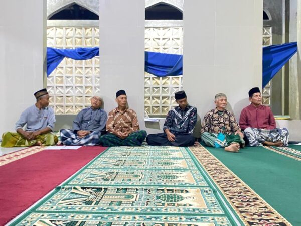 Kegiatan Rutin Keagamaan Mushola Al-Ikhlas Depok