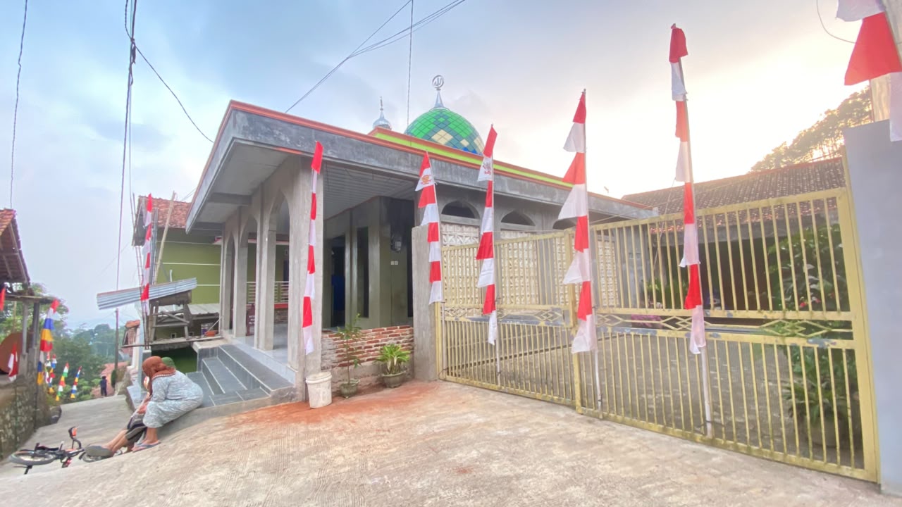 Gambar Mushola-Samping